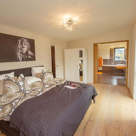 Apartment Chrissies Piesendorf Zimmer foto